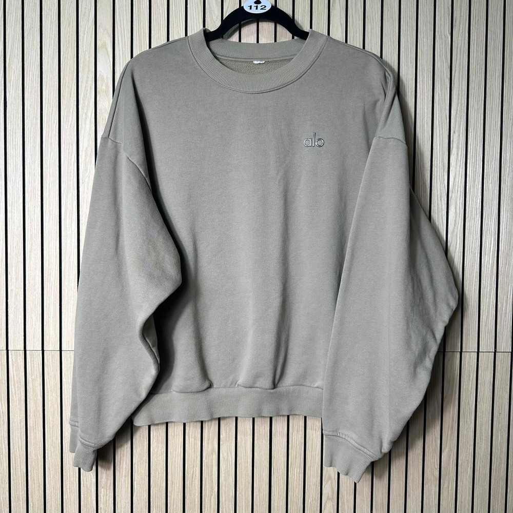 112 Alo Yoga Accolade Women's Crewneck Sweatshirt (Large, Tan, EUC)